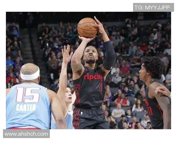 波特兰与休斯顿激战正酣比分悬念引人关注